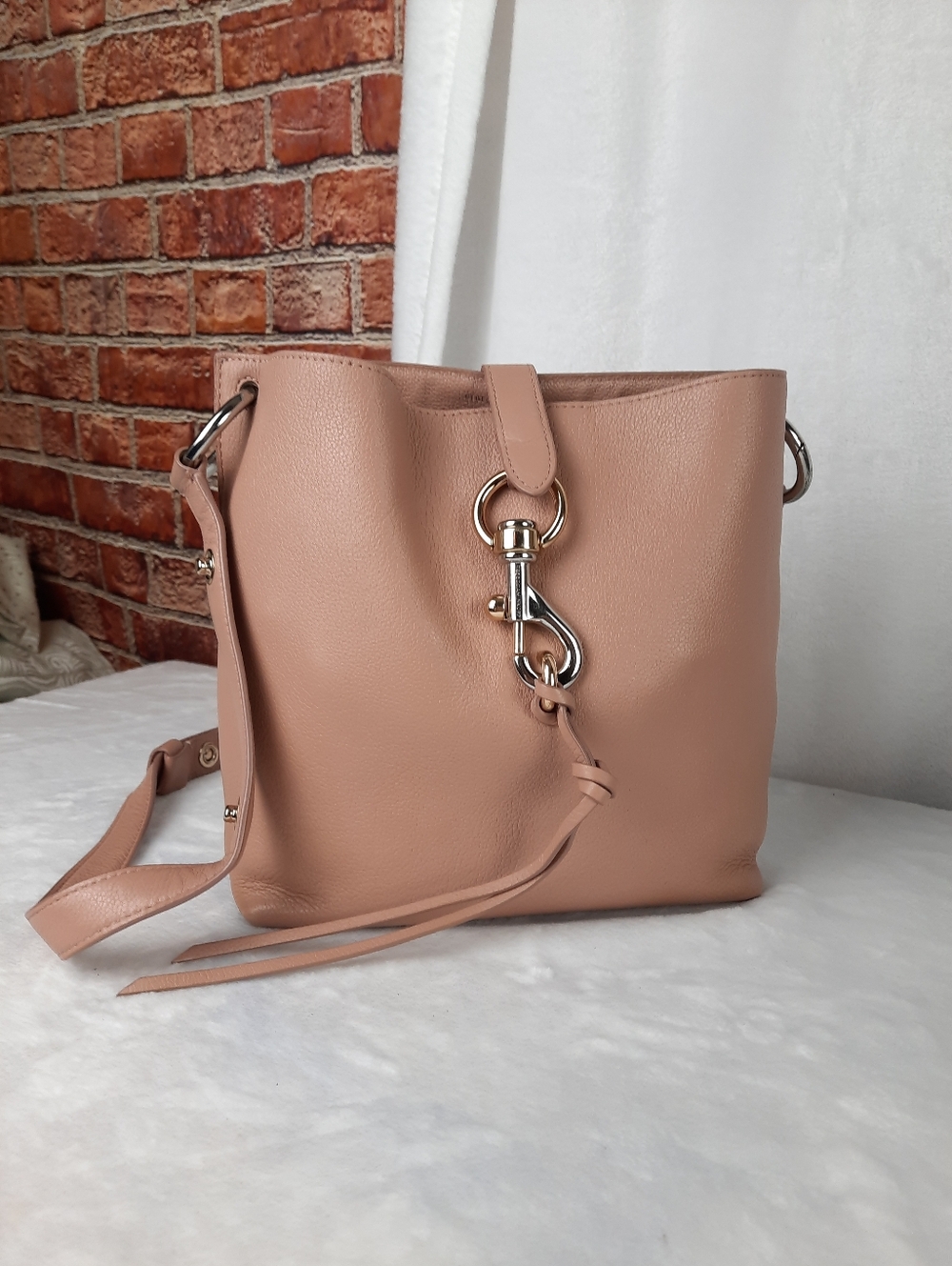 Rebecca Minkoff Elegant Tan Leather Shoulder Bag